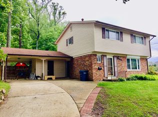 5216 Grantham St, Springfield, VA 22151