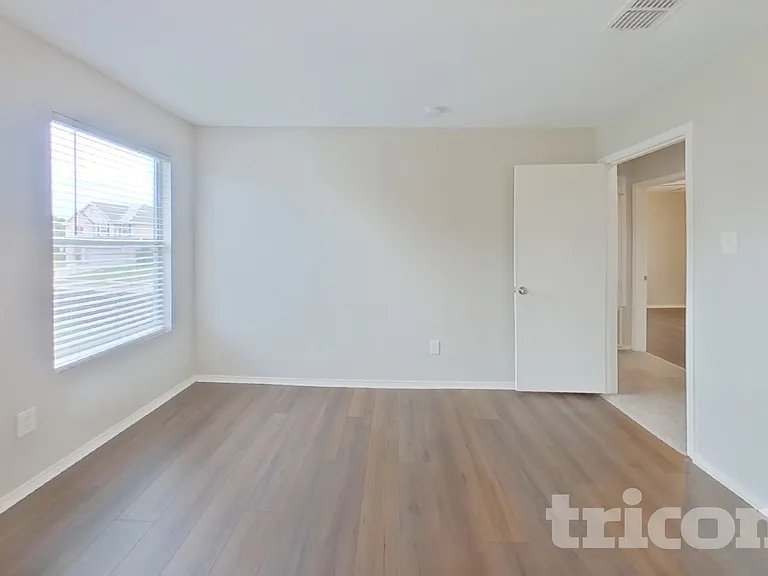 1221 Dianthus Dr — Photo 10