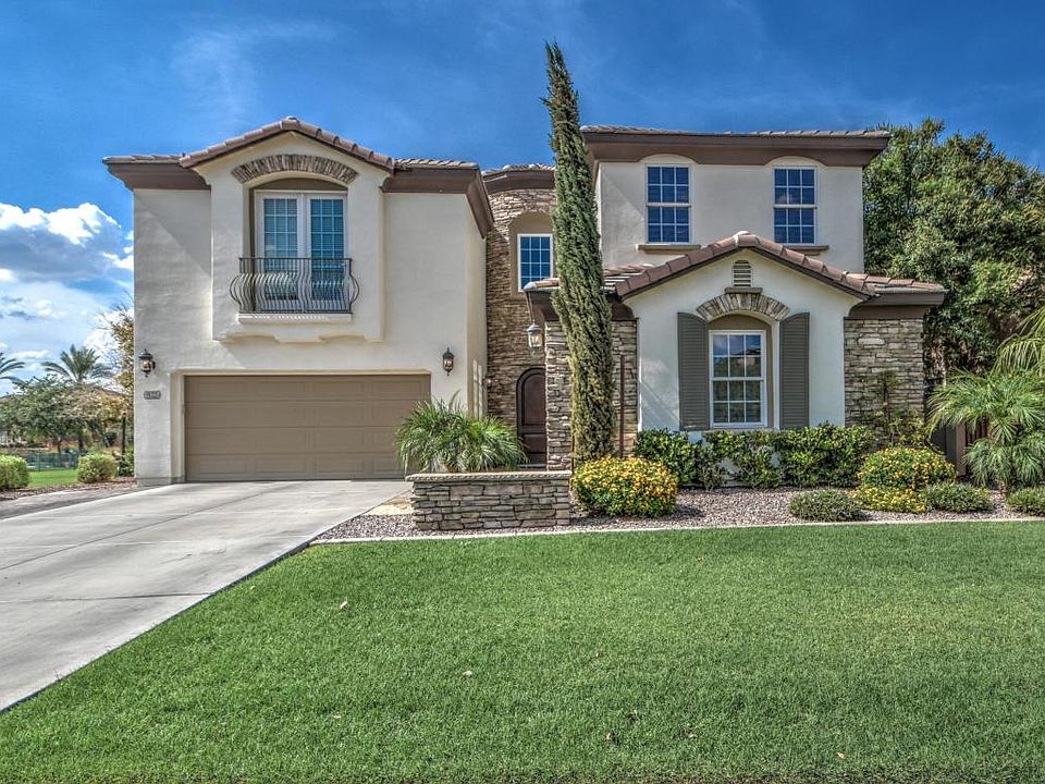 1st image of 922 E Stoneman Pl