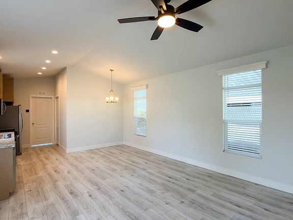 4th image of 1150 N Kirby St Space 131