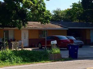 1709 Oak Dr, Fort Myers, FL 33907