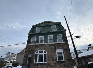 308 Bessemer Ave APT 1, East Pittsburgh, PA