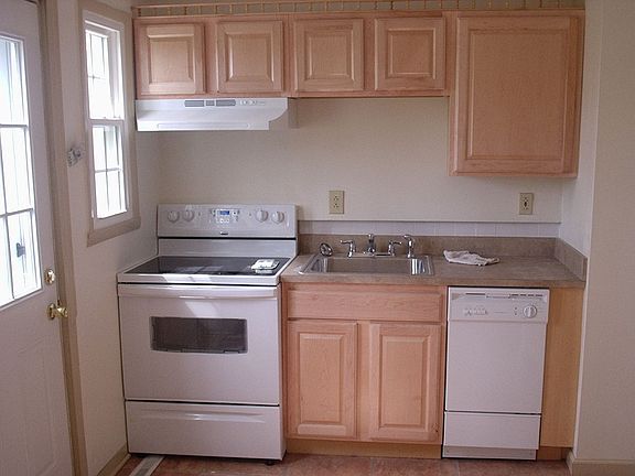 Stoe and dish washer
