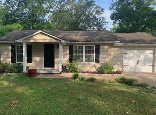 1035 Grays Dr, Chattanooga, TN 37421