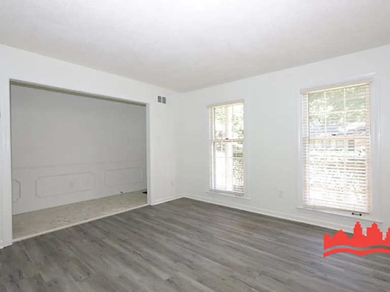 8241 Misty Meadows Ln — Photo 4