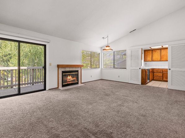 694 Dorothy Way #24, Auburn, CA 95603