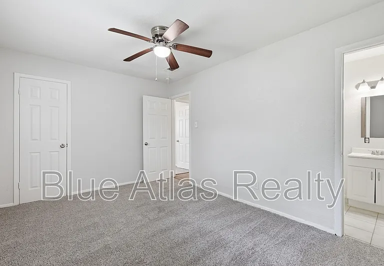 5055 Virgil St — Photo 15