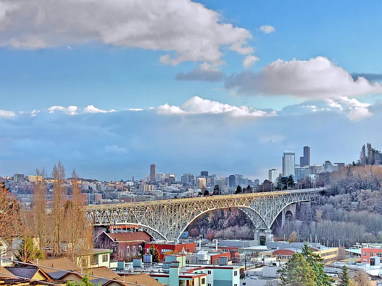 Fremont View - 525 N Bowdoin Place — Photo 10