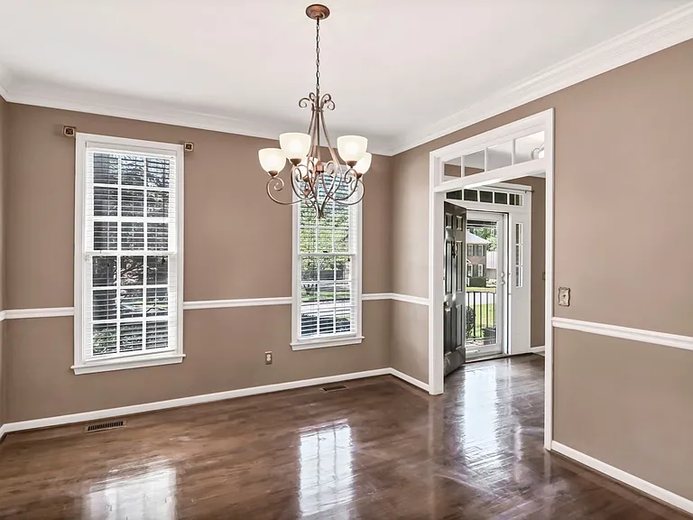1100 Woodtree Ct — Photo 12