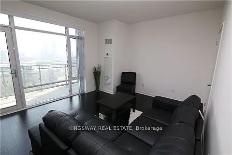 360 Square One Dr #1301 — Photo 9