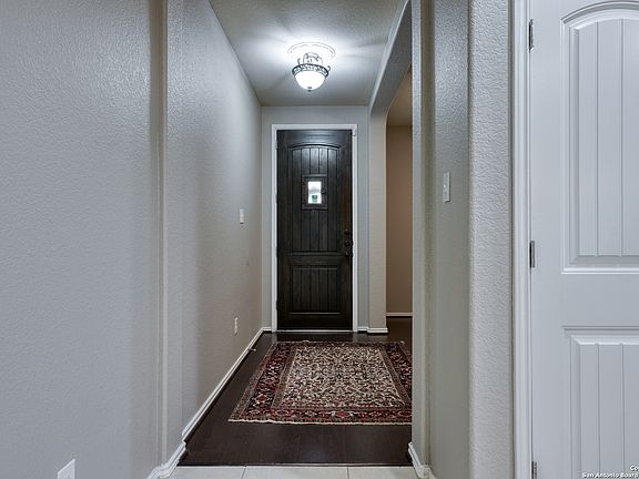 4th image of 1714 VORMIS View