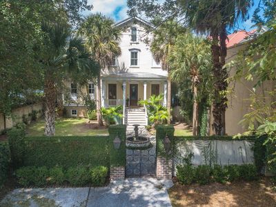 35 Eastlake Rd, Mount Pleasant, SC, 29464