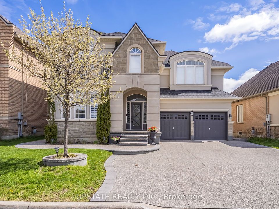 1st image of 19 Eaglesprings Cres