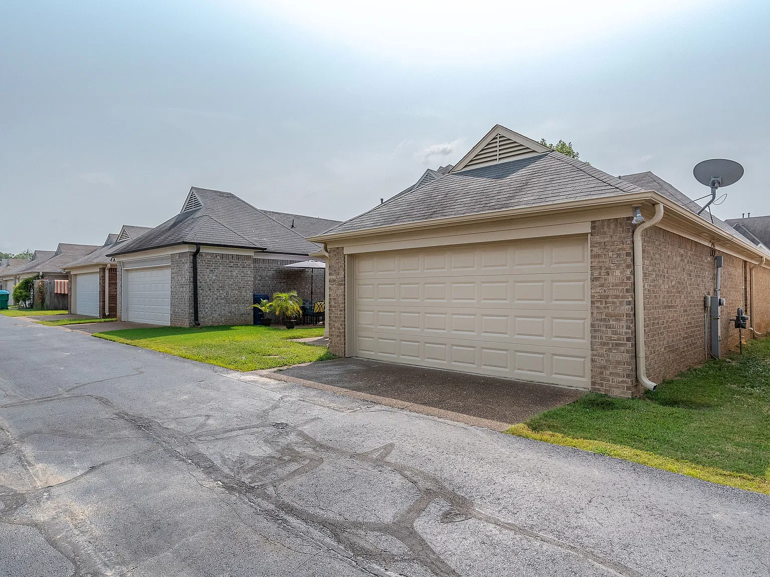 7188 Tivoli Lane-H - 1 — Photo 4