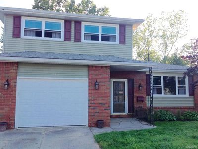63 N Seine Dr, Cheektowaga, NY, 14227
