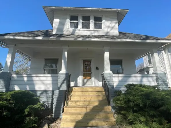 107 N 10th St, Norfolk, NE 68701