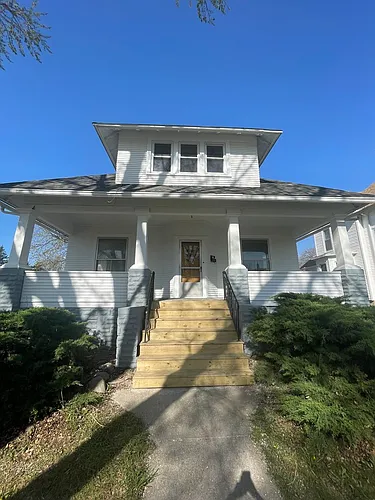 107 N 10th St Photo 1