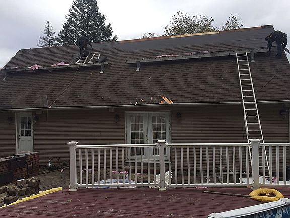 5th image of 106 Stuyvesant Dr