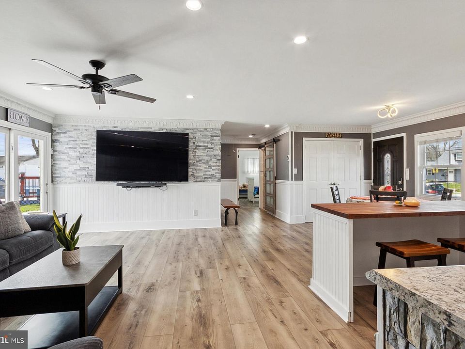 133 Elderberry Dr, Levittown, PA 19054 Zillow