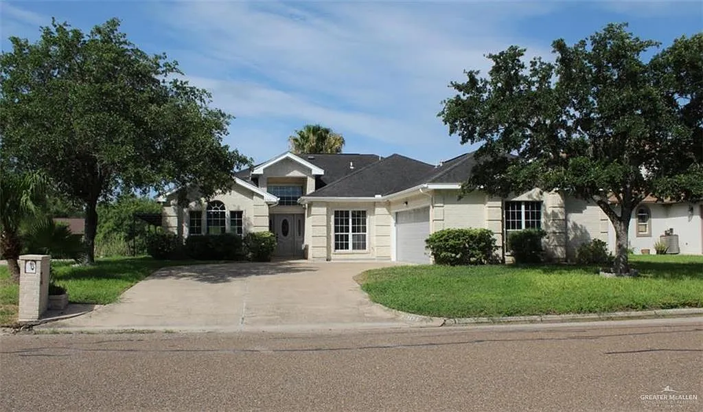 2301 Lazy Lake Dr, Harlingen TX - Owner Finance Home
