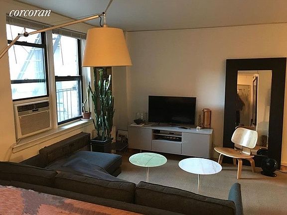 2nd image of 305 W 18th St APT 5E