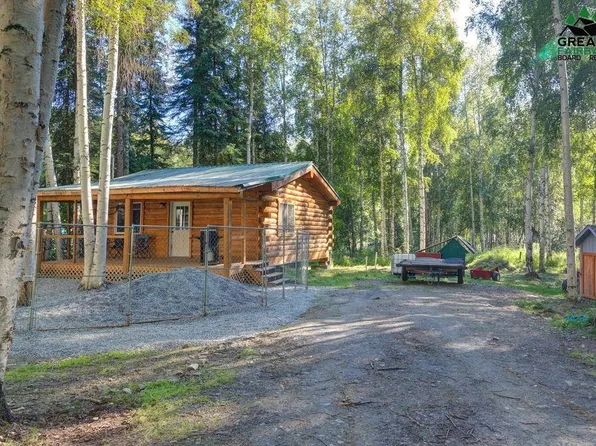 737 Spudwood Rd, Fairbanks, AK 99712