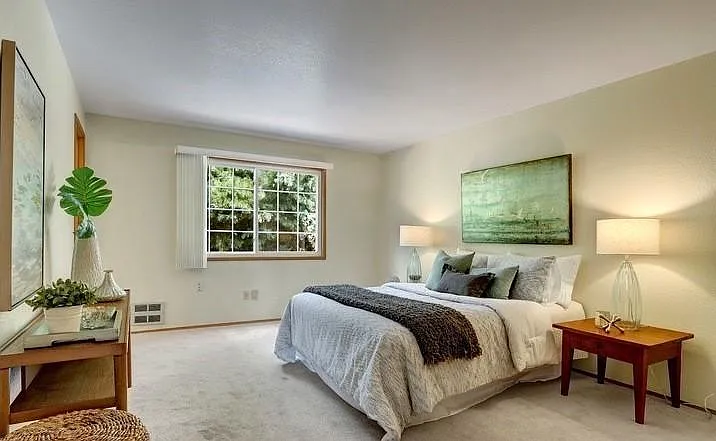 Master bed