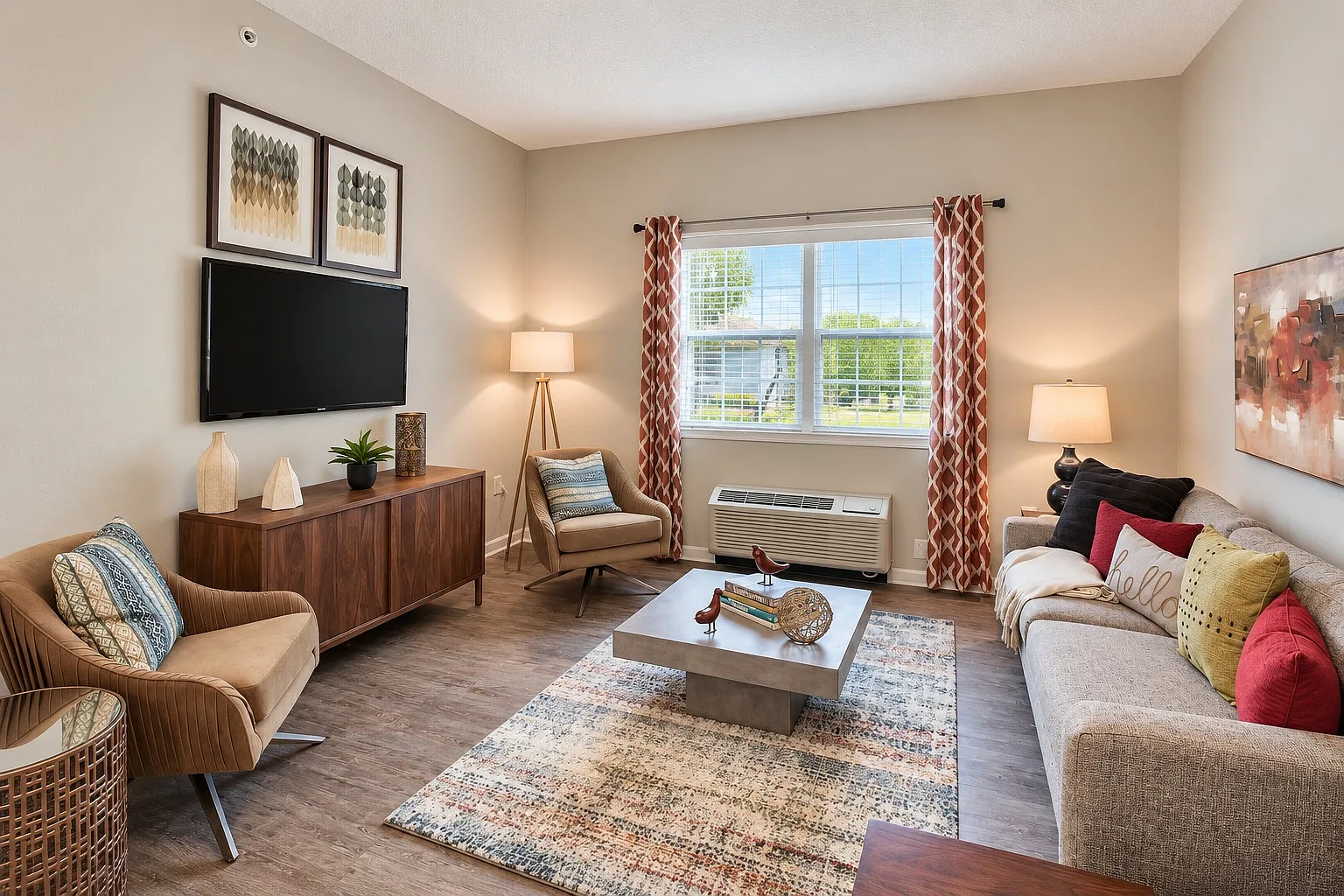 Villa Capri Apartment Homes — Photo 2