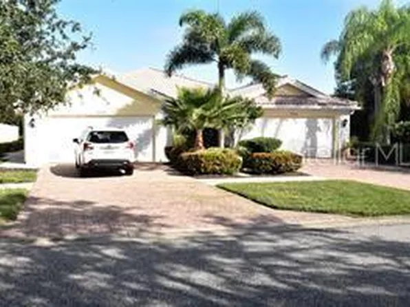 8004 Camminare Dr, Sarasota, FL 34238