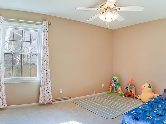 5th image of 2249 Cortland Dr