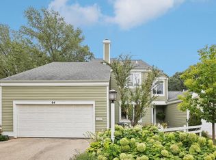 64 Oak Creek Trl, Madison, WI 53717