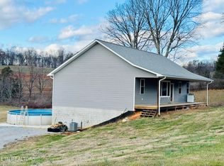181 Holt Ln, New Tazewell, TN 37825