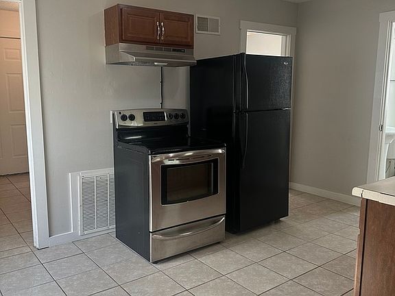 5th image of 310 Picker Ave