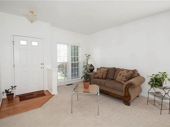 3rd image of 312 McNair Dr