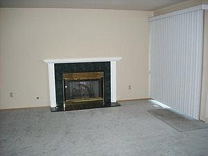 4th image of 15816 NE 40th St