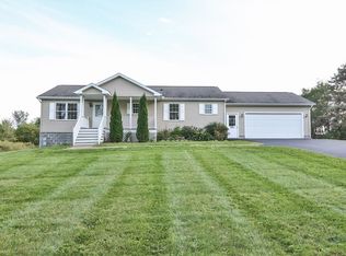 6852 Egan Rd, Honeoye Falls, NY 14472