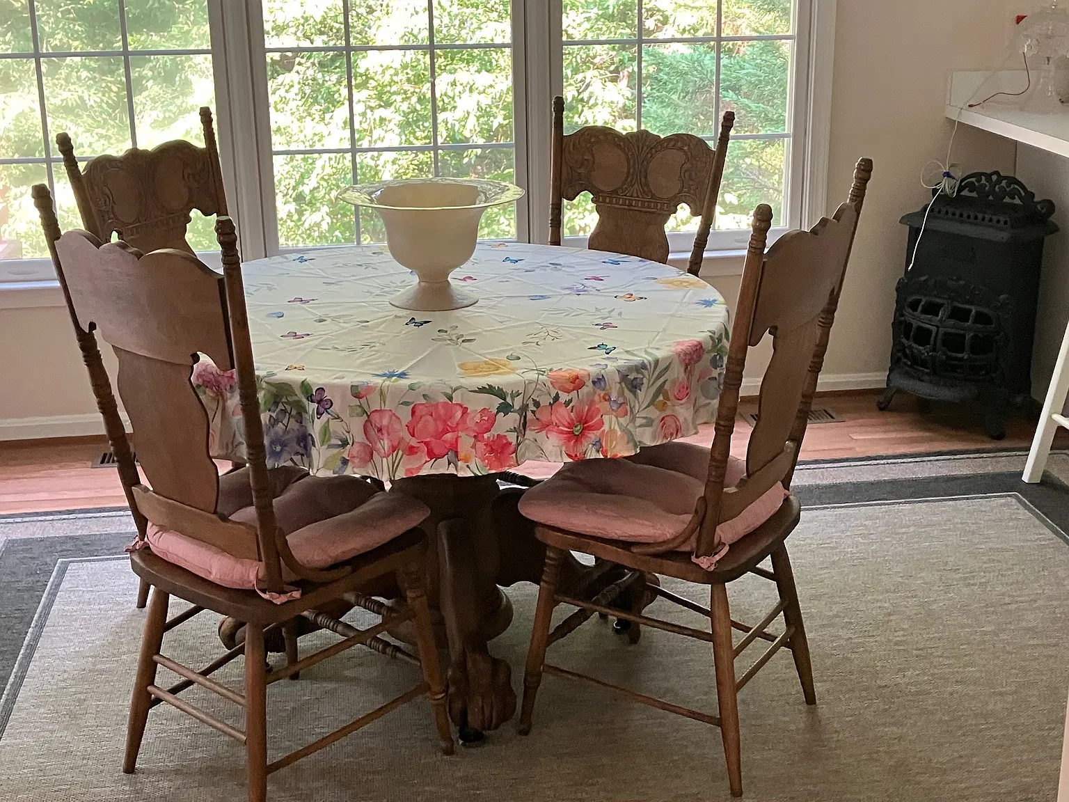 4 bed, 3.5 bath, 3500 sqft, $5,800 — Photo 4