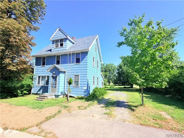296 Reserve Rd, Buffalo, NY 14224