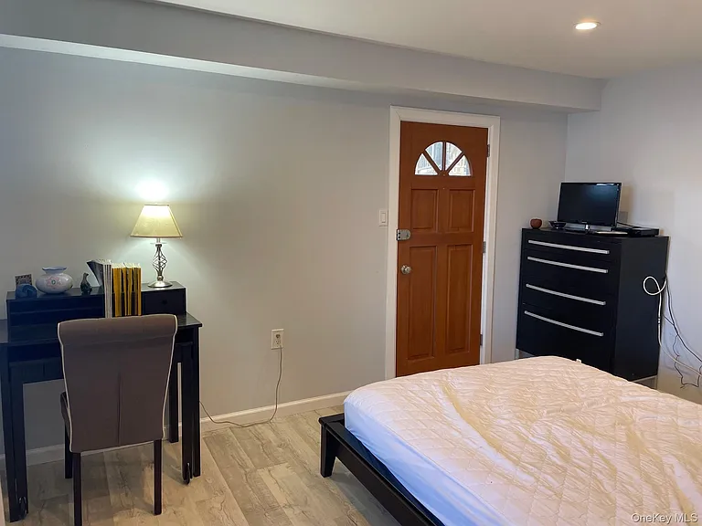 53 Woods Rd — Photo 7