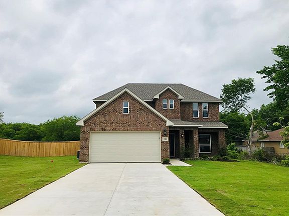 3rd image of 240 Teakwood Dr