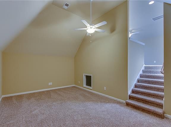 5th image of 852 Curtis Dr