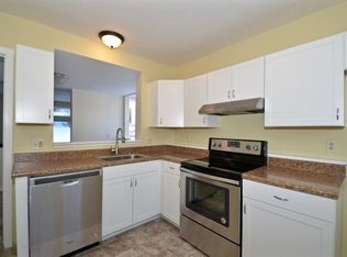 138 Riverview Pl APT E, Southbridge, MA 01550