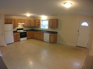 83 Center St APT 2, Bangor, ME 04401