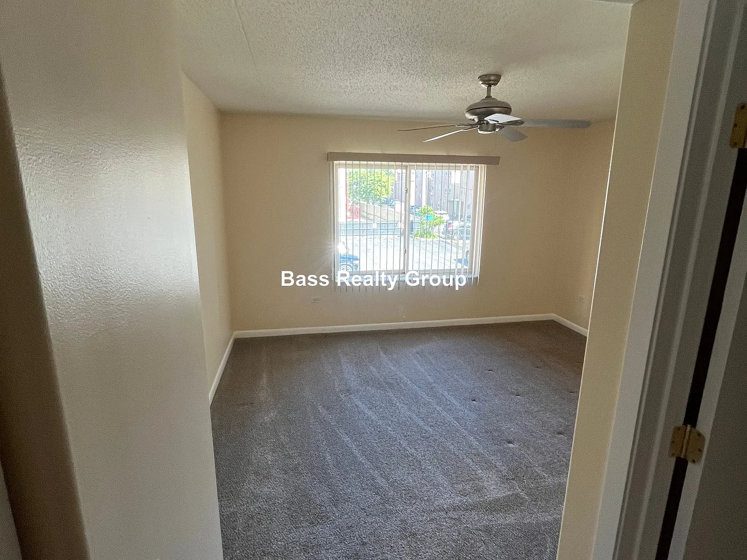 2 bed, 2.0 bath, 1000 sqft, $1,875 — Photo 4