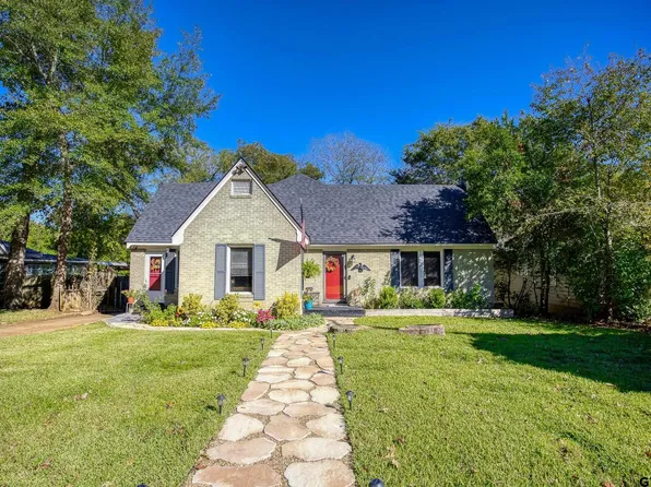 1206 S Sylvan Ave, Palestine, TX 75801