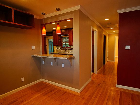 Breakfast bar