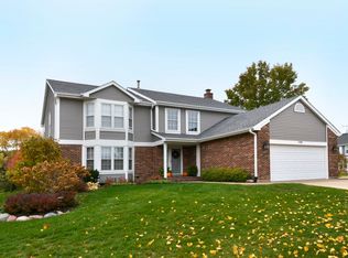 1701 Independence Ct, Mount Prospect, IL 60056