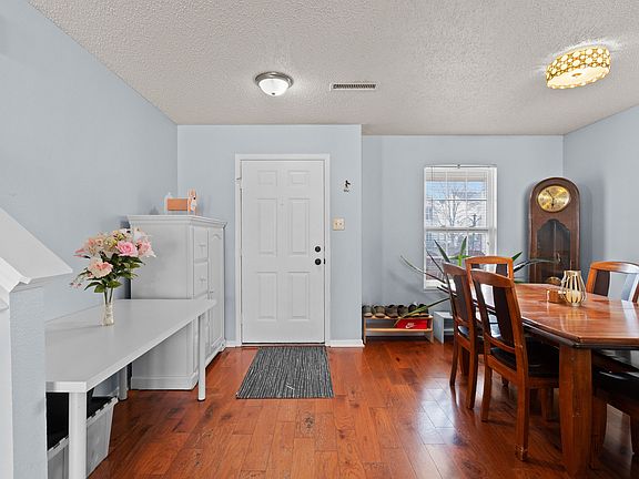 3rd image of 9478 W Lantern Ln