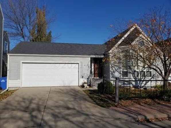 2536 University Dr S Unit A, Fargo, ND 58103