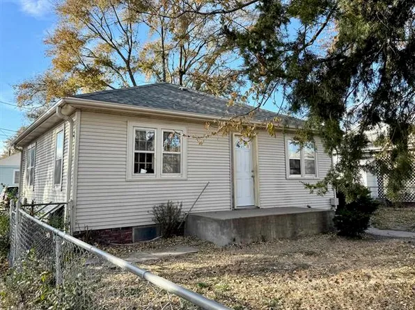 920 W 23rd St, Kearney, NE 68845